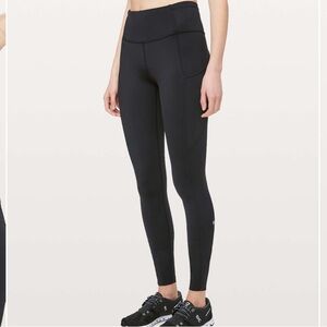 Lululemon Fast & Free Tight black size 4 nulux pockets leggings
